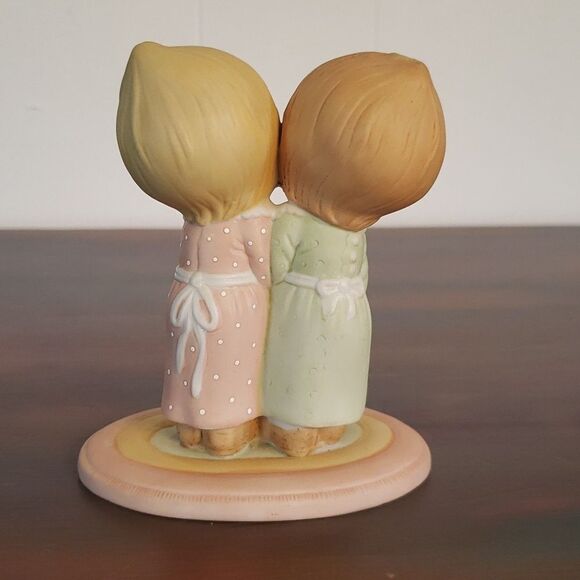 Vtg Betsey Clark "Hope Your Birthday Brings All Your Favorite Things" Figurine - Picture 3 of 8